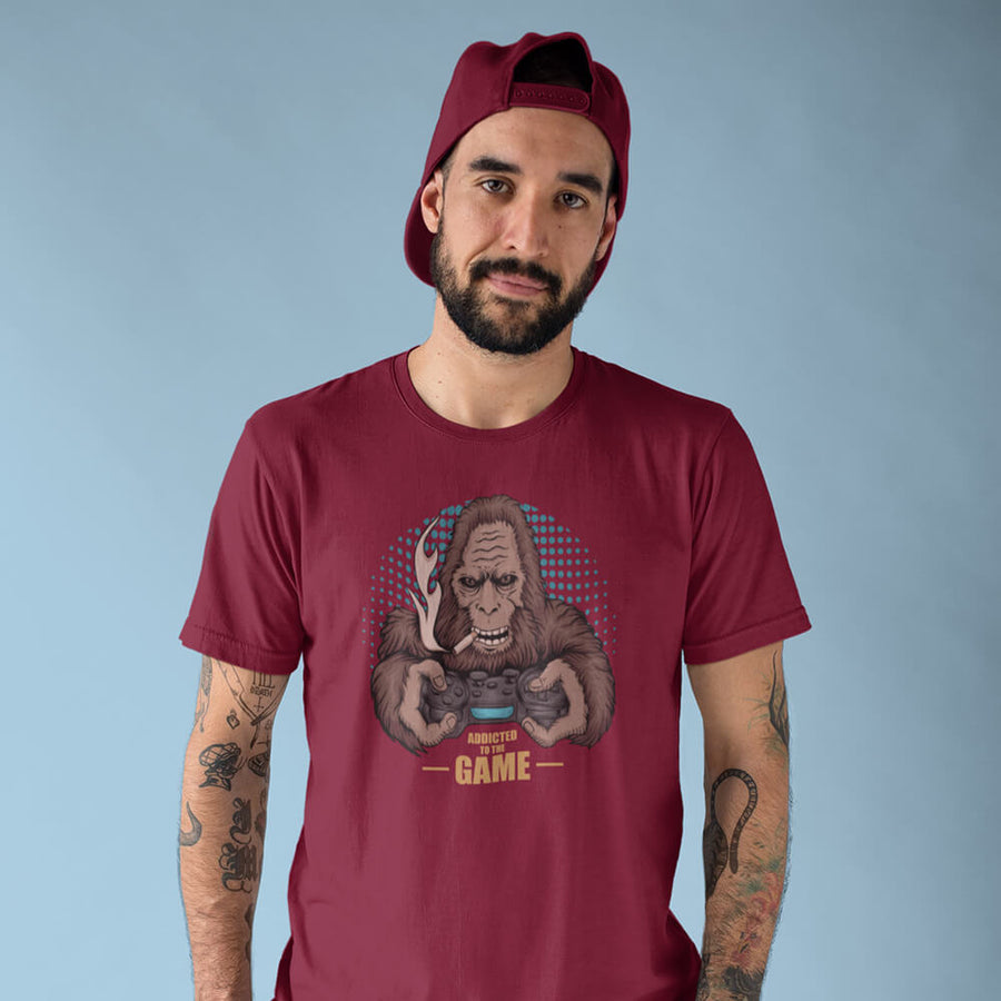 Bigfoot addicted to the game gildan unisex t-shirt