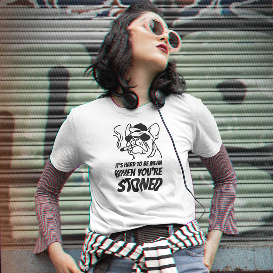 It's hard to be mean when you're stoned gildan unisex t-shirt